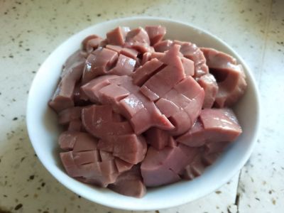 海带猪腰汤的做法步骤：1