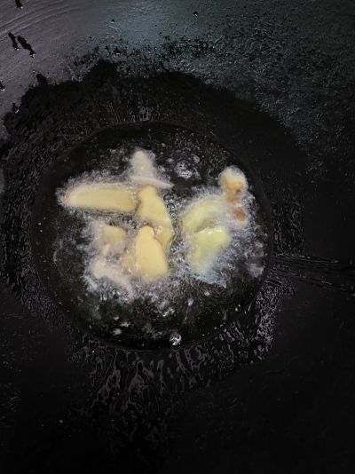 肥肠鸡的做法步骤：7