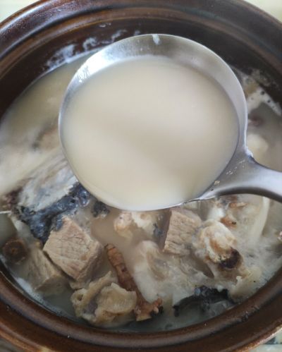 天麻炖鱼头的做法步骤：8