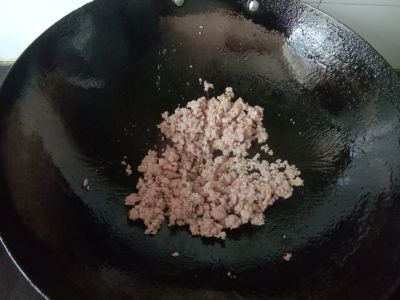 肉酱内脂豆腐的做法步骤：4
