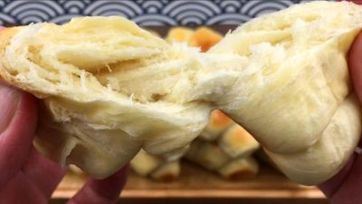 波兰种小餐包，松软拉丝，奶香味十足，配杯热牛奶，暖心又暖胃。的做法步骤：22