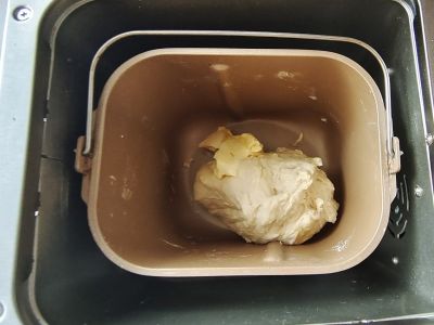 提子乳酪面包卷的做法步骤：3