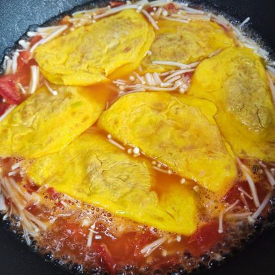 西红柿菌菇蛋饺汤的做法步骤：8