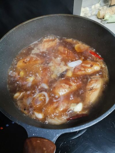 红烧土豆鸡翅的做法步骤：9