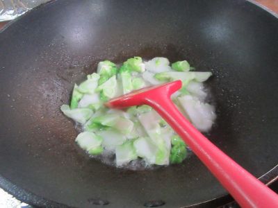 咸鸭蛋炒儿菜的做法步骤：6