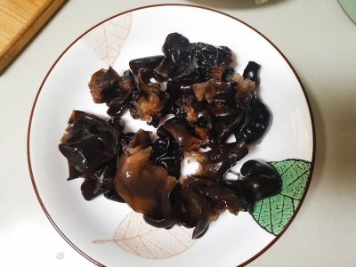 砂锅白菜豆腐煲的做法步骤：2