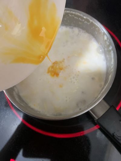 椰香芋頭腐竹雞蛋糖水的做法步骤：7