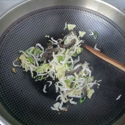 奶白菜炒海参的做法步骤：7