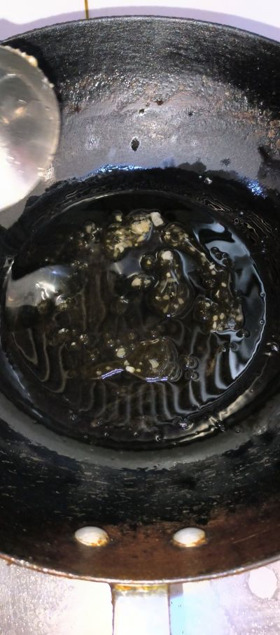 红烧鸡块的做法步骤：2