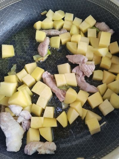 土豆烧豆腐的做法步骤：13