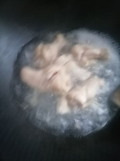 红烧鸡翅根的做法步骤：3