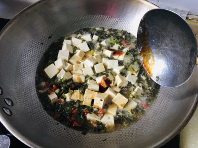 雪菜豆腐的做法步骤：9