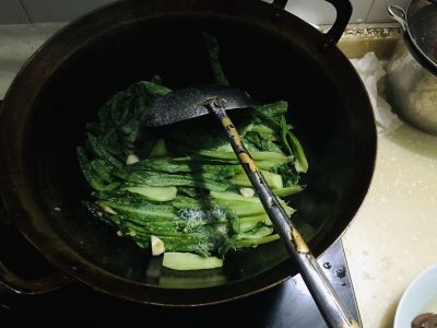 蒜蓉油麦菜的做法步骤：5