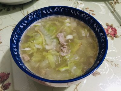 白菜肉丝汤的做法步骤：8
