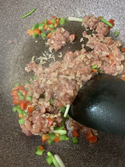 南瓜土豆肉末蓋飯的做法步骤：6