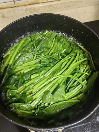 清水菠菜的做法步骤：4